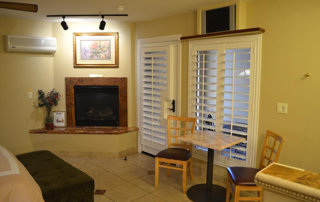 Milo'S Inn At Boulder Boulder City Εξωτερικό φωτογραφία